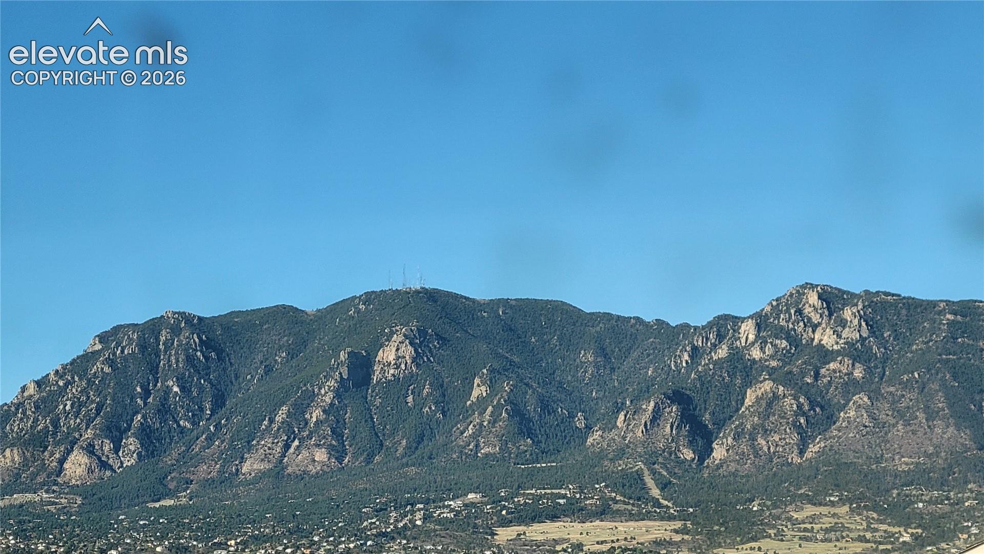 2075 St Claire Park Al, Colorado Springs, CO 80910