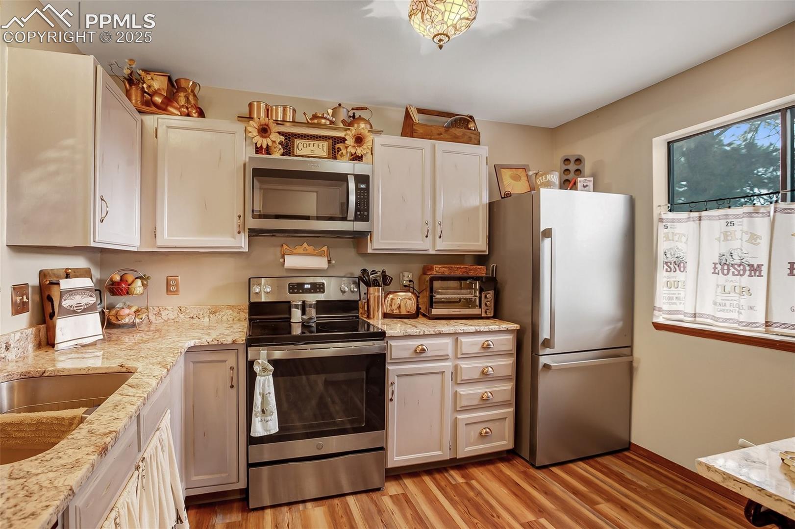 Photo 17 of 560 Manor Court #A, Woodland Park