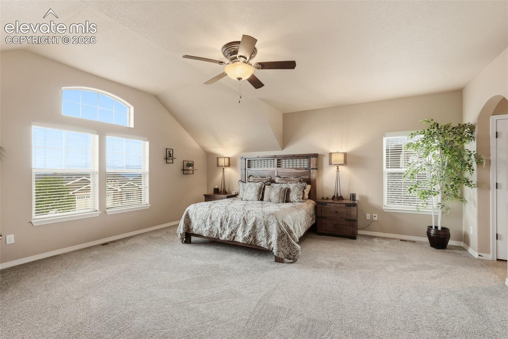 Huge primary retreat with mountain views