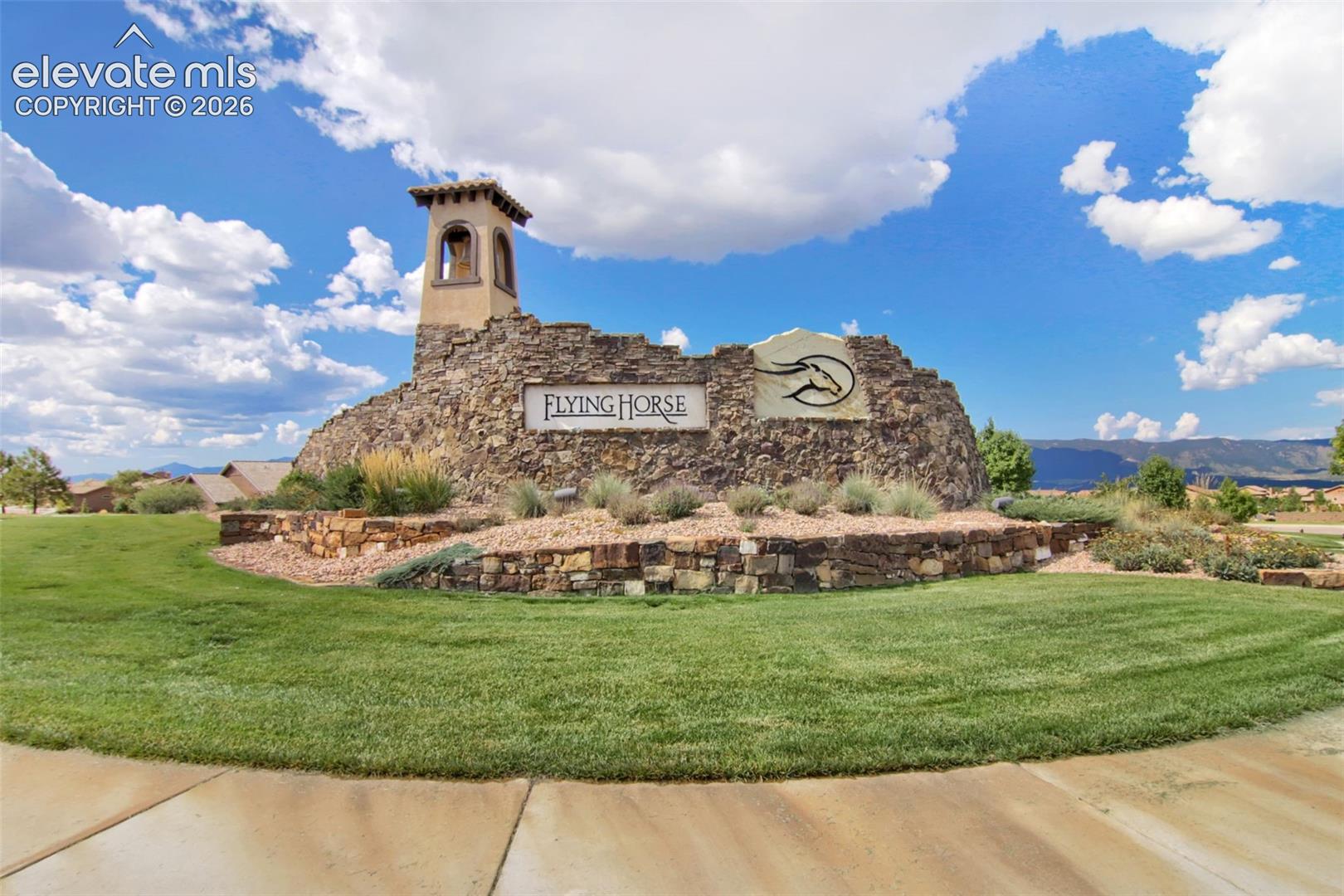 1955 Walnut Creek Ct, Colorado Springs, CO 80921