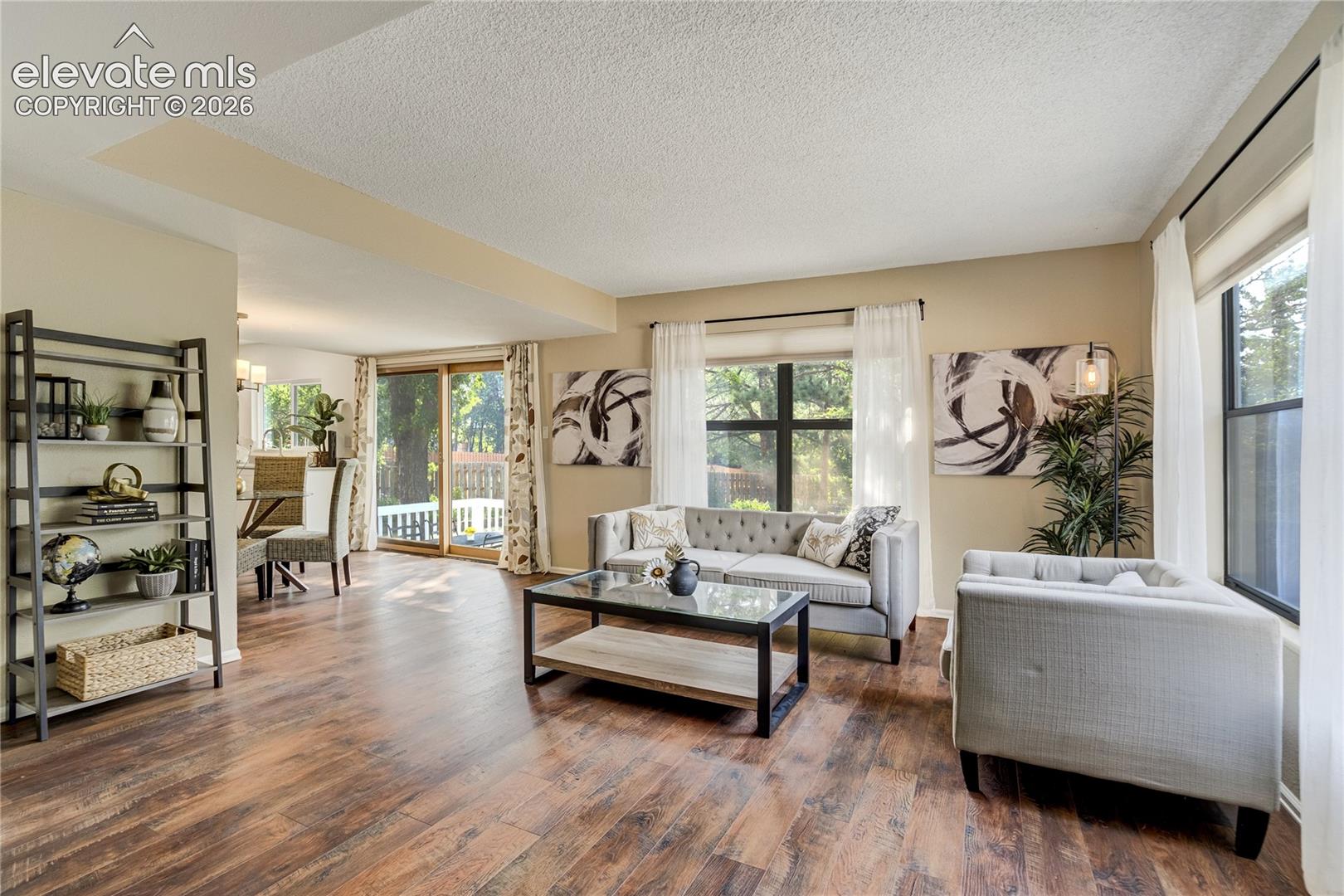 Photo 10 of 322 W Cheyenne Mountain Boulevard, Colorado Springs