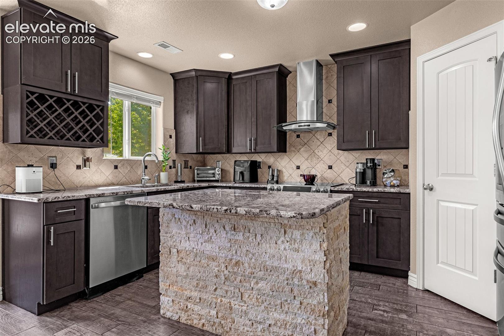 Photo 8 of 9531 Desert Poppy Lane, Colorado Springs