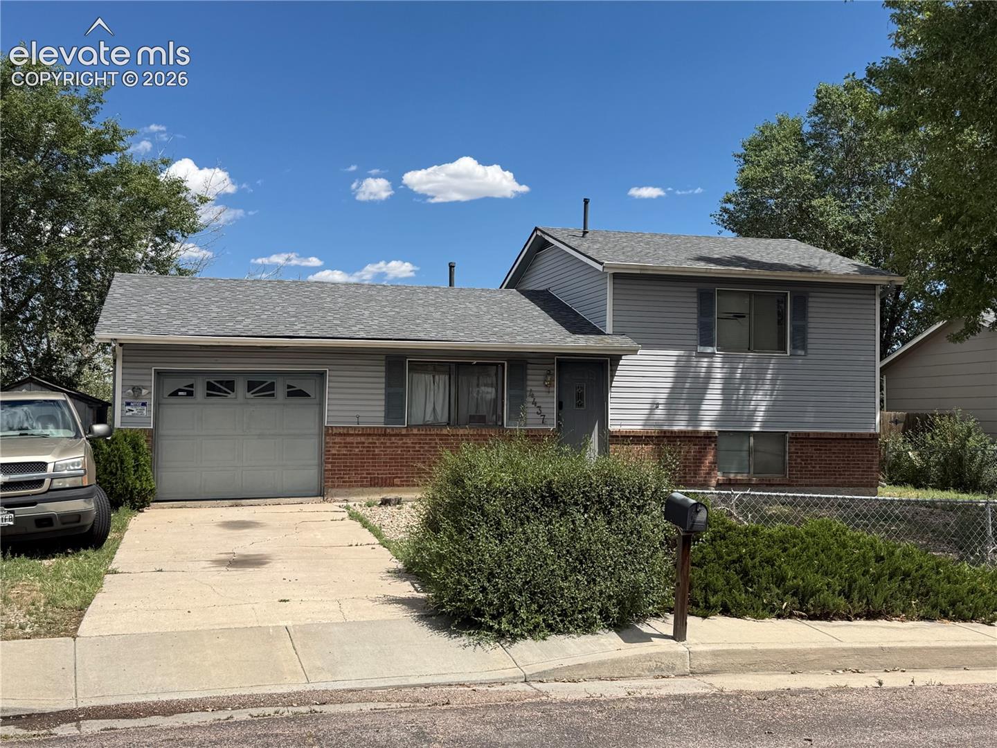 4437 Millburn Dr, Colorado Springs, CO 80906