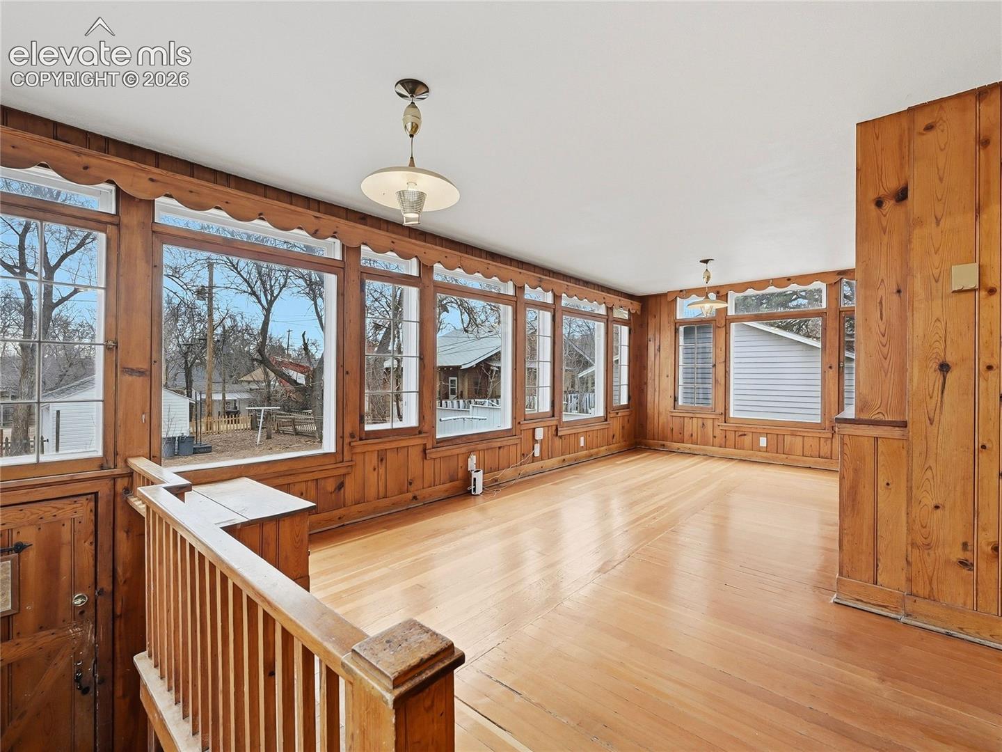 So many options for this inviting space!
