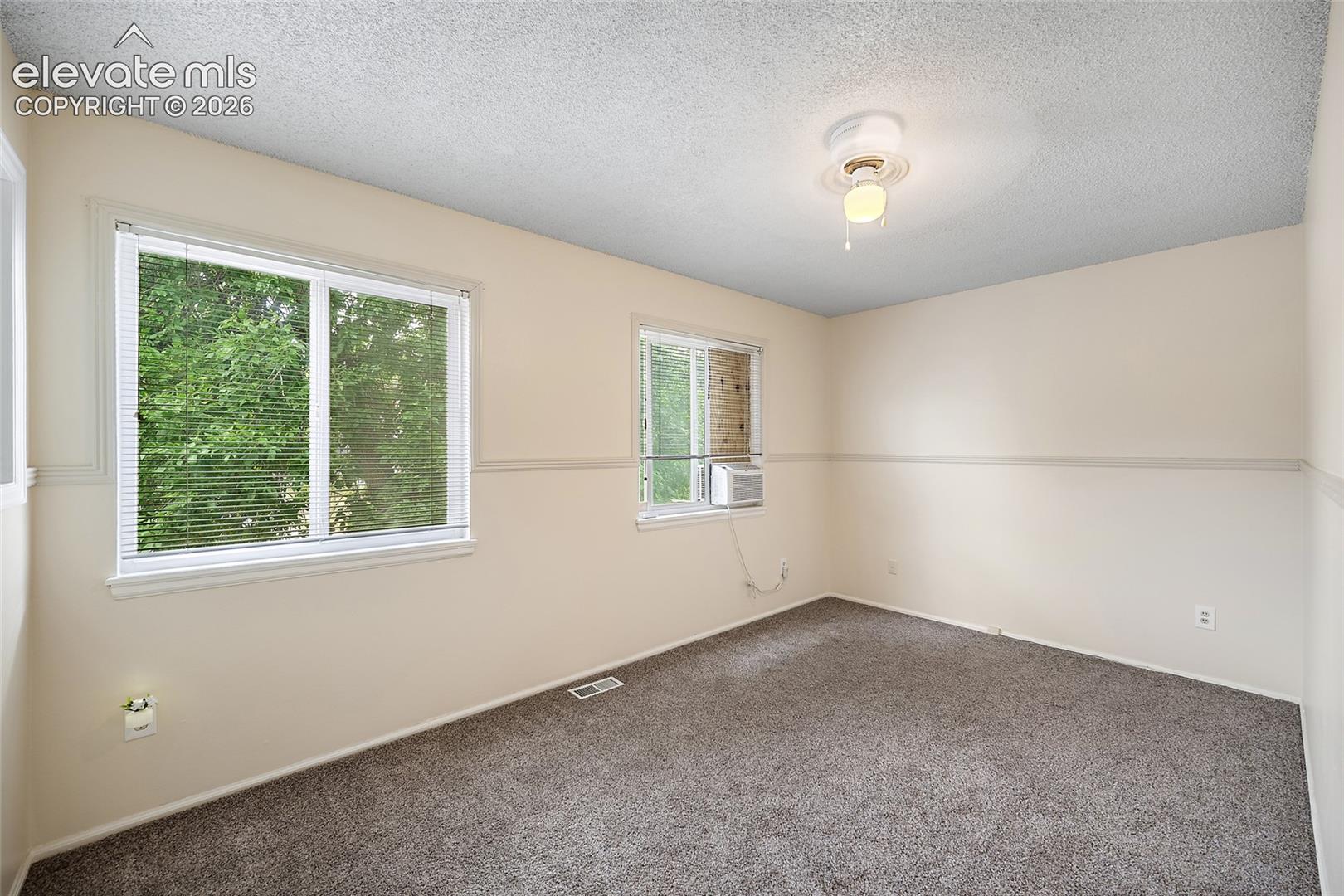 218 Kilmer Ct, Colorado Springs, CO 80916