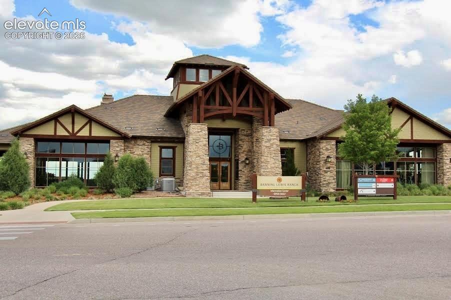 7215 Rim Bluff Ln, Colorado Springs, CO 80927