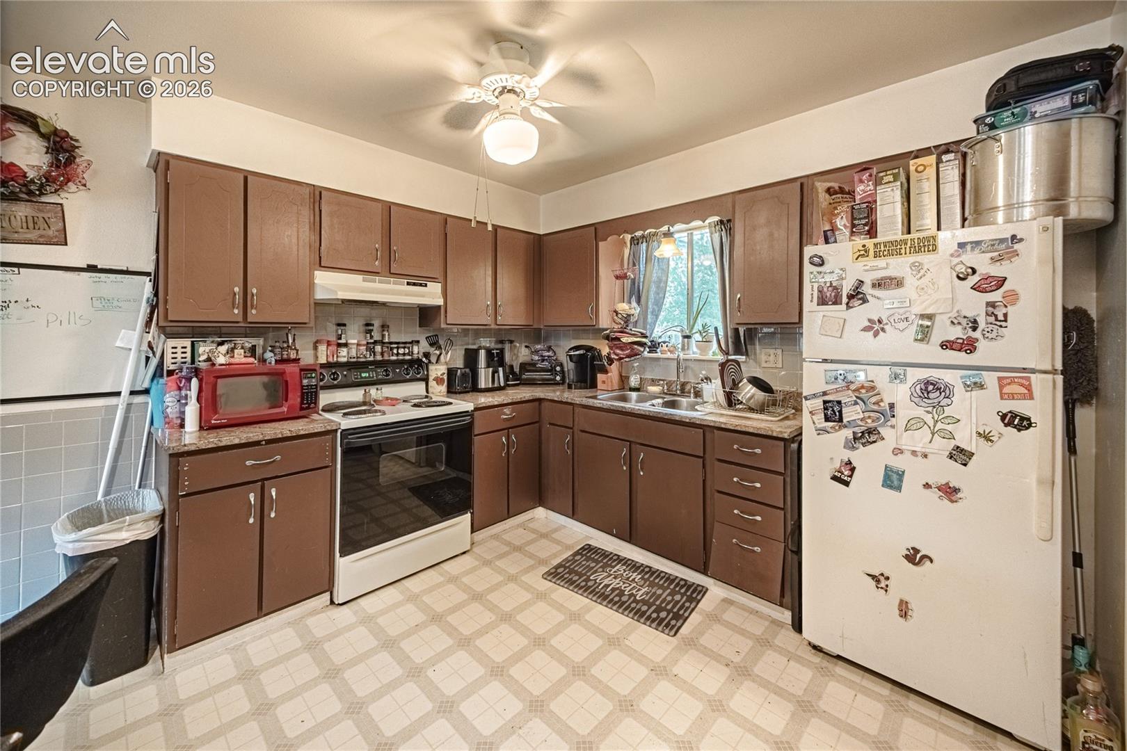 Photo 8 of 1715 Capulin Drive, Colorado Springs