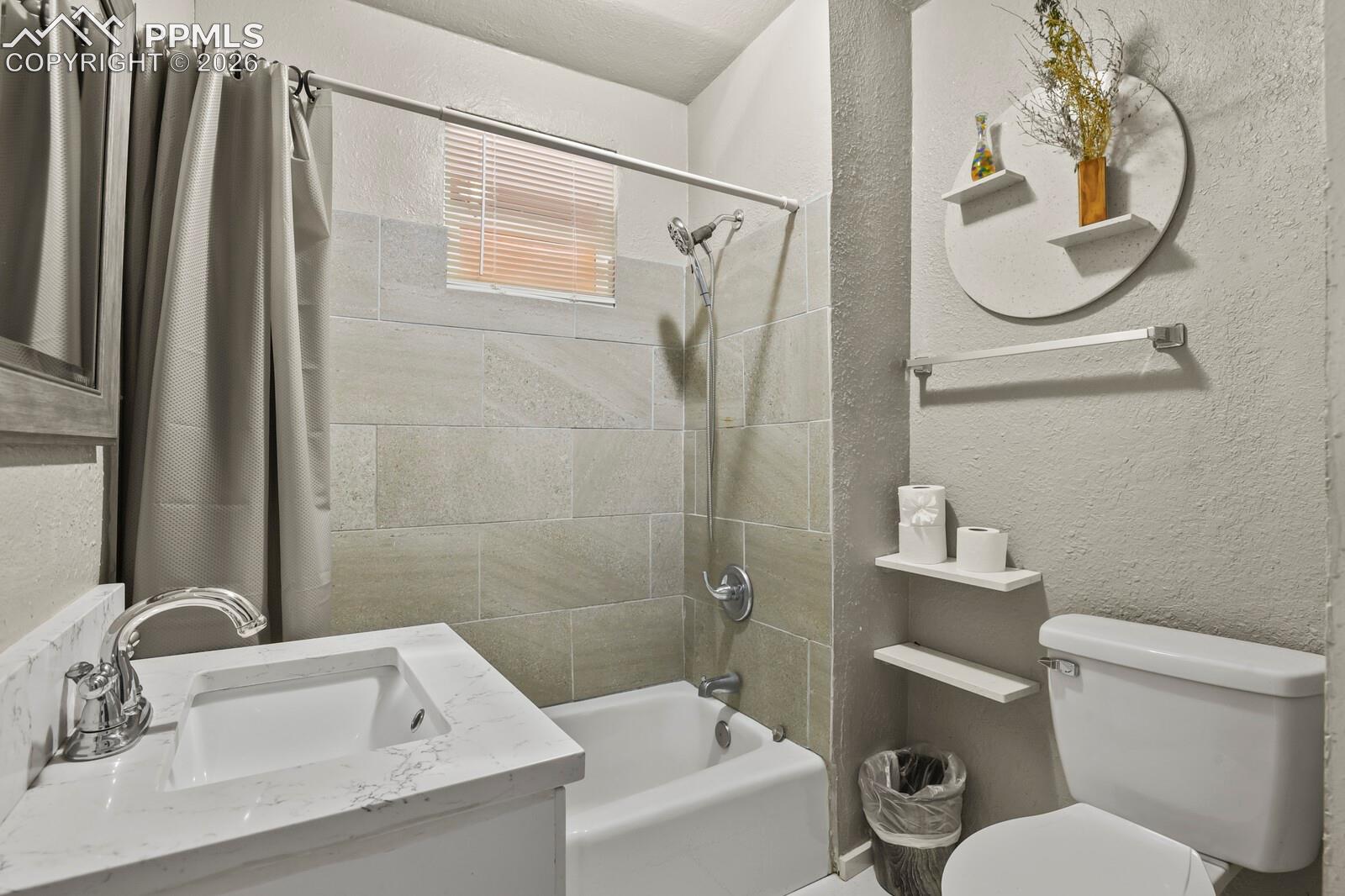 Photo 15 of 2511 E Routt Avenue, Pueblo