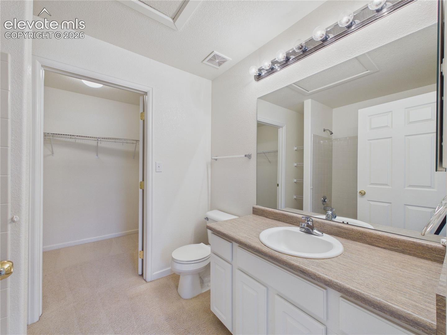 Photo 14 of 2025 Kingsroyal Boulevard #F, Pueblo