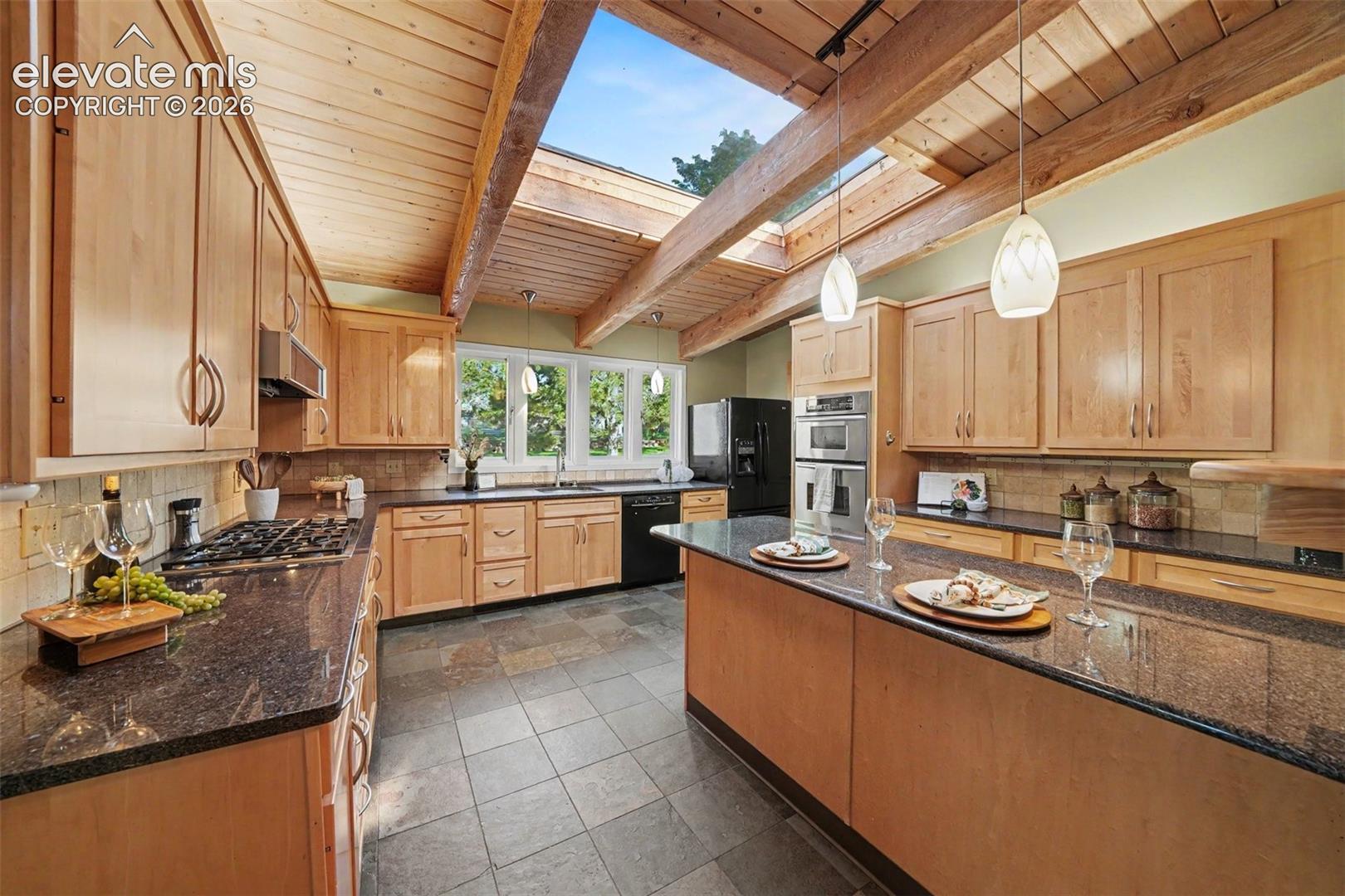 Photo 11 of 2230 Mesa Road, Colorado Springs