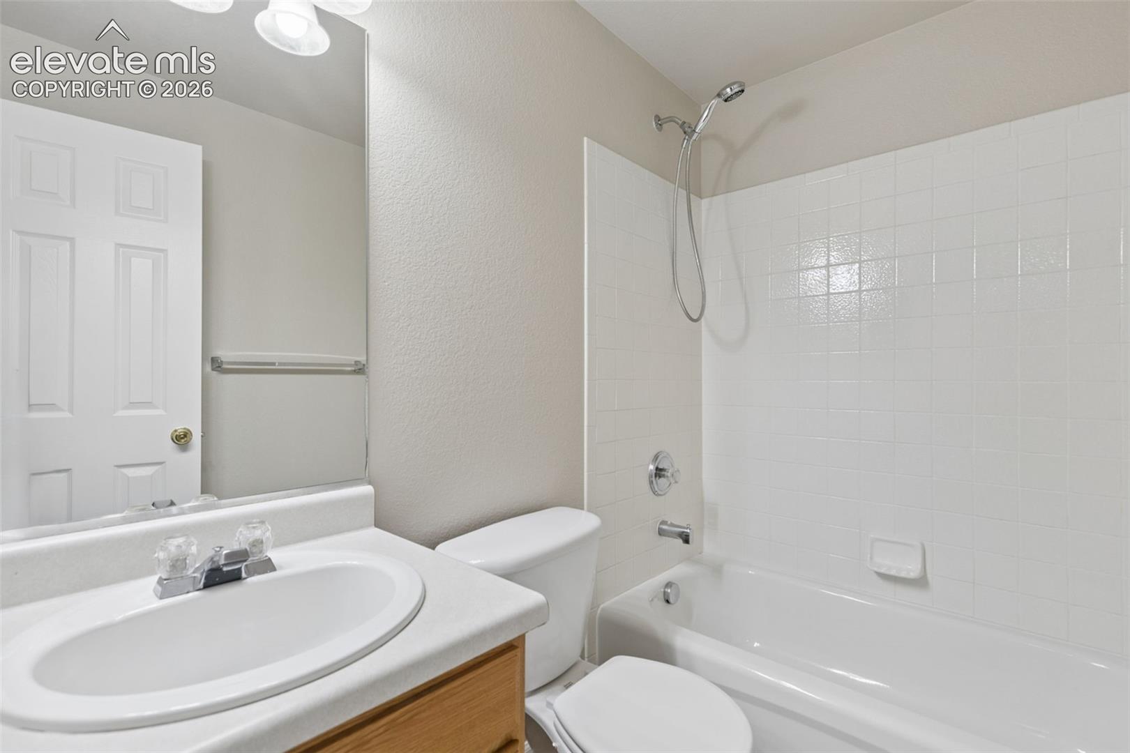 Photo 18 of 5631 Vermillion Bluffs Drive, Colorado Springs