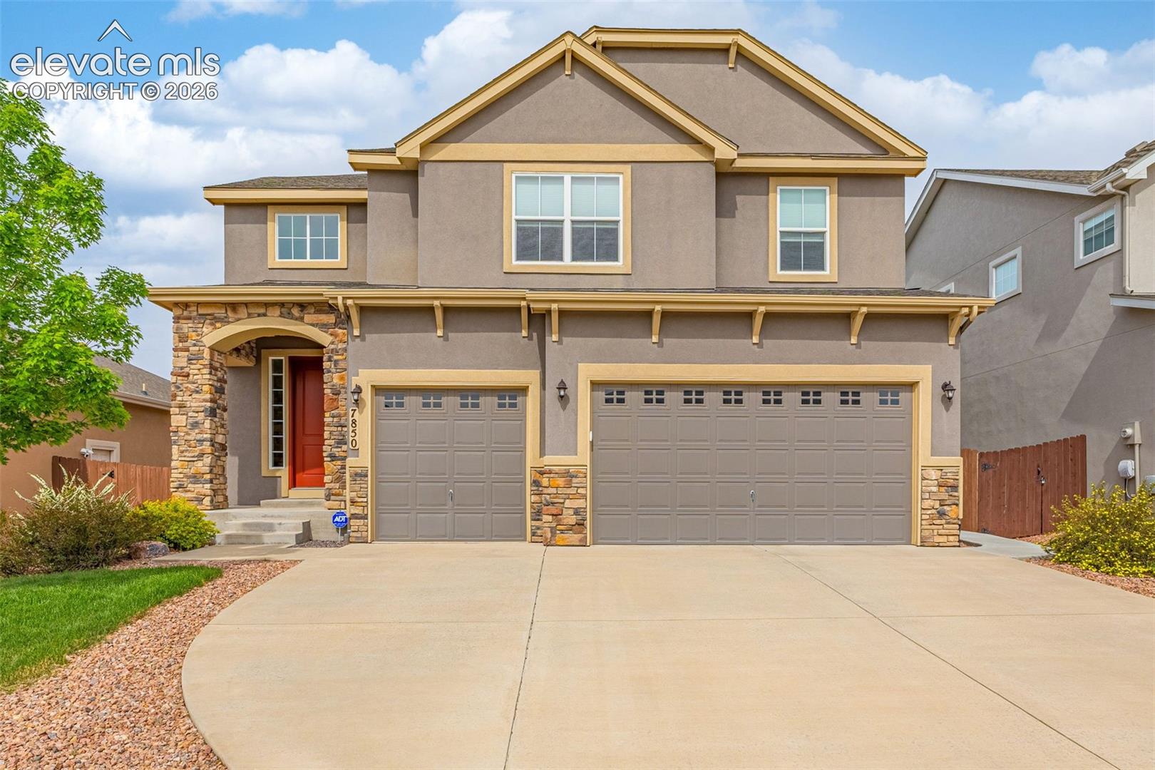 Featured Homes Featured Homes