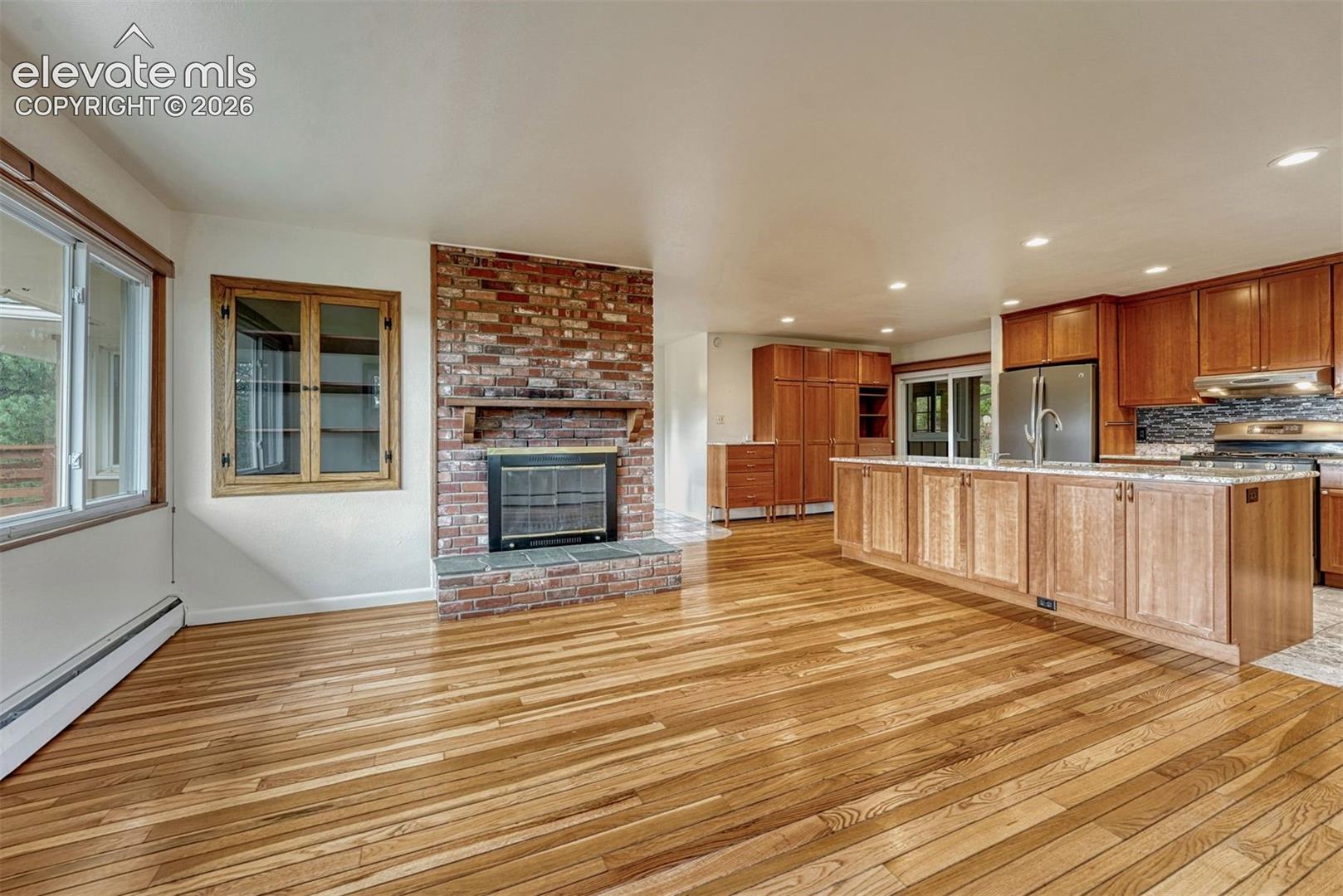 Photo 14 of 325 Altura Way, Colorado Springs
