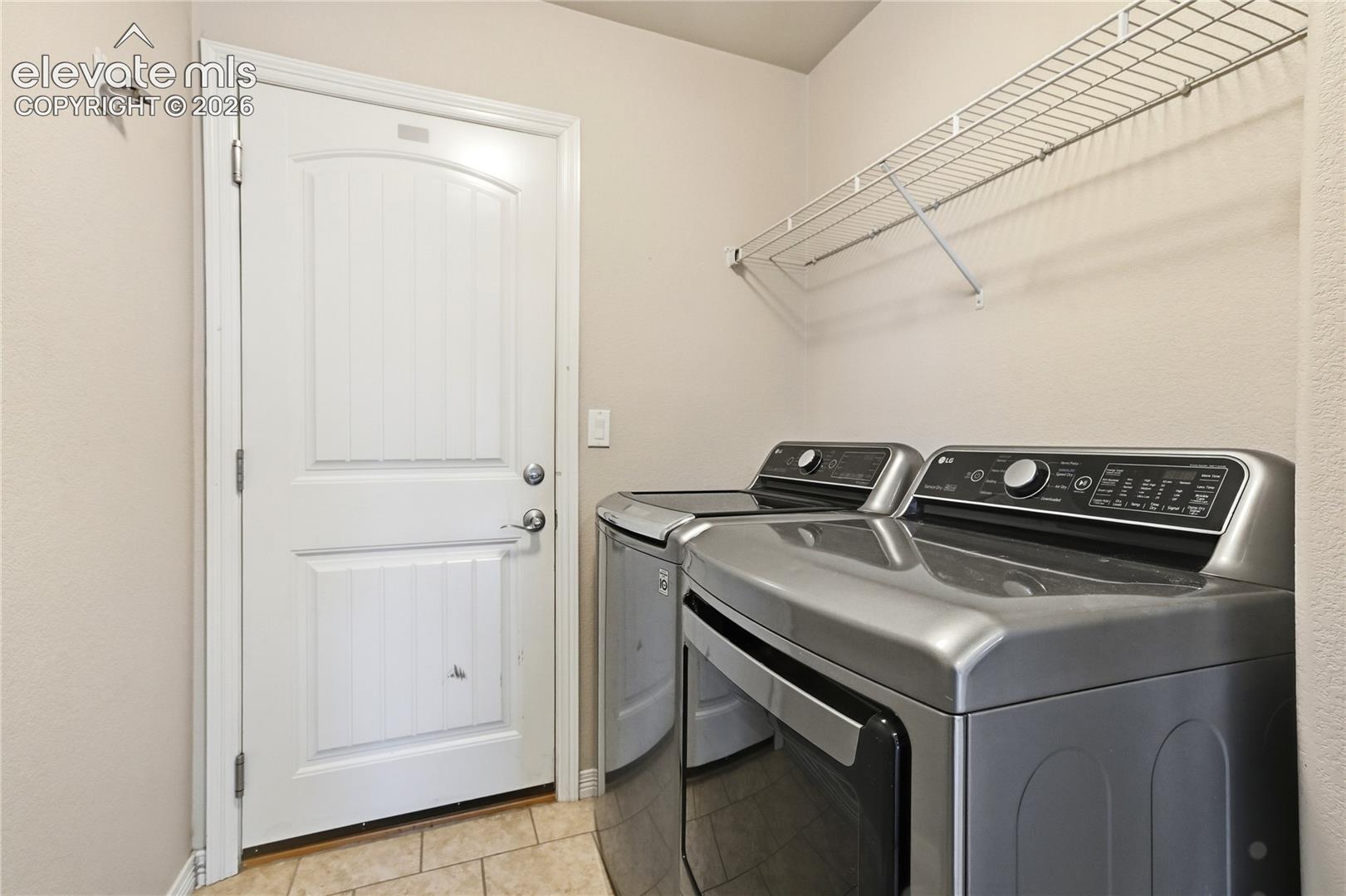 Photo 12 of 9437 Beryl Drive, Peyton