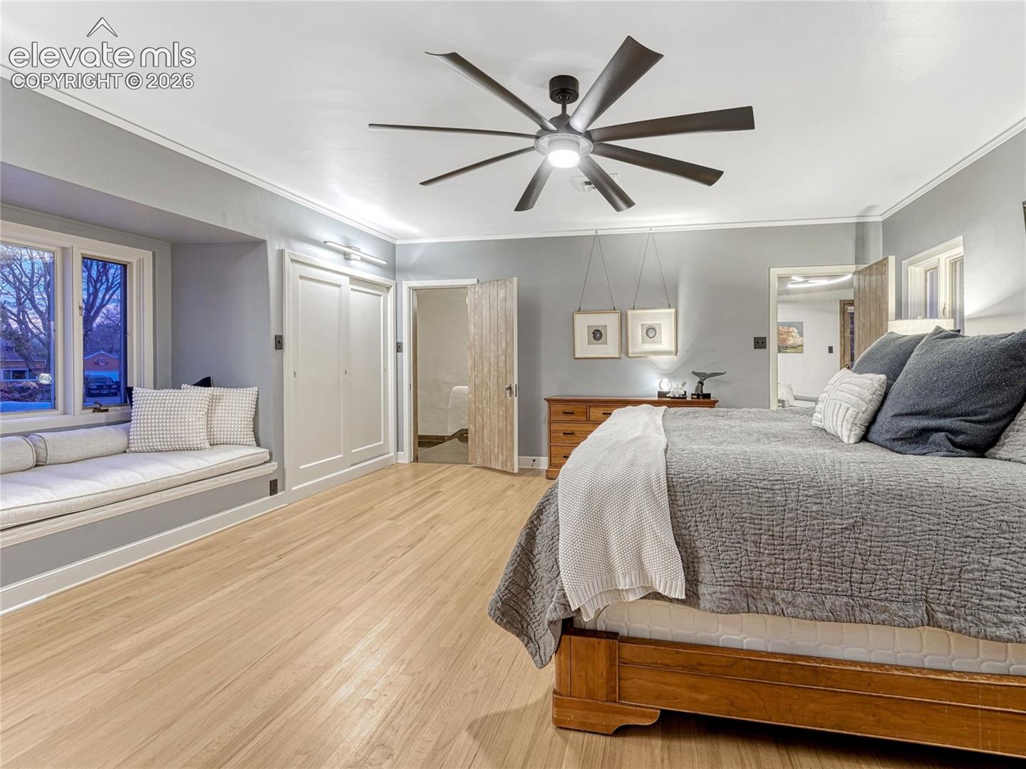 Private upper-level primary retreat