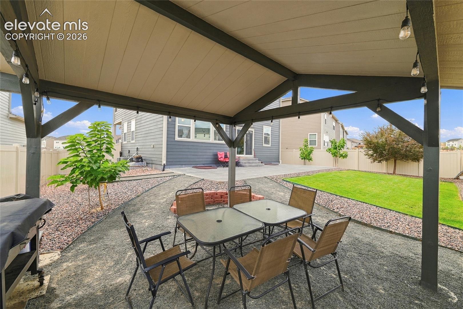 Gazebo
