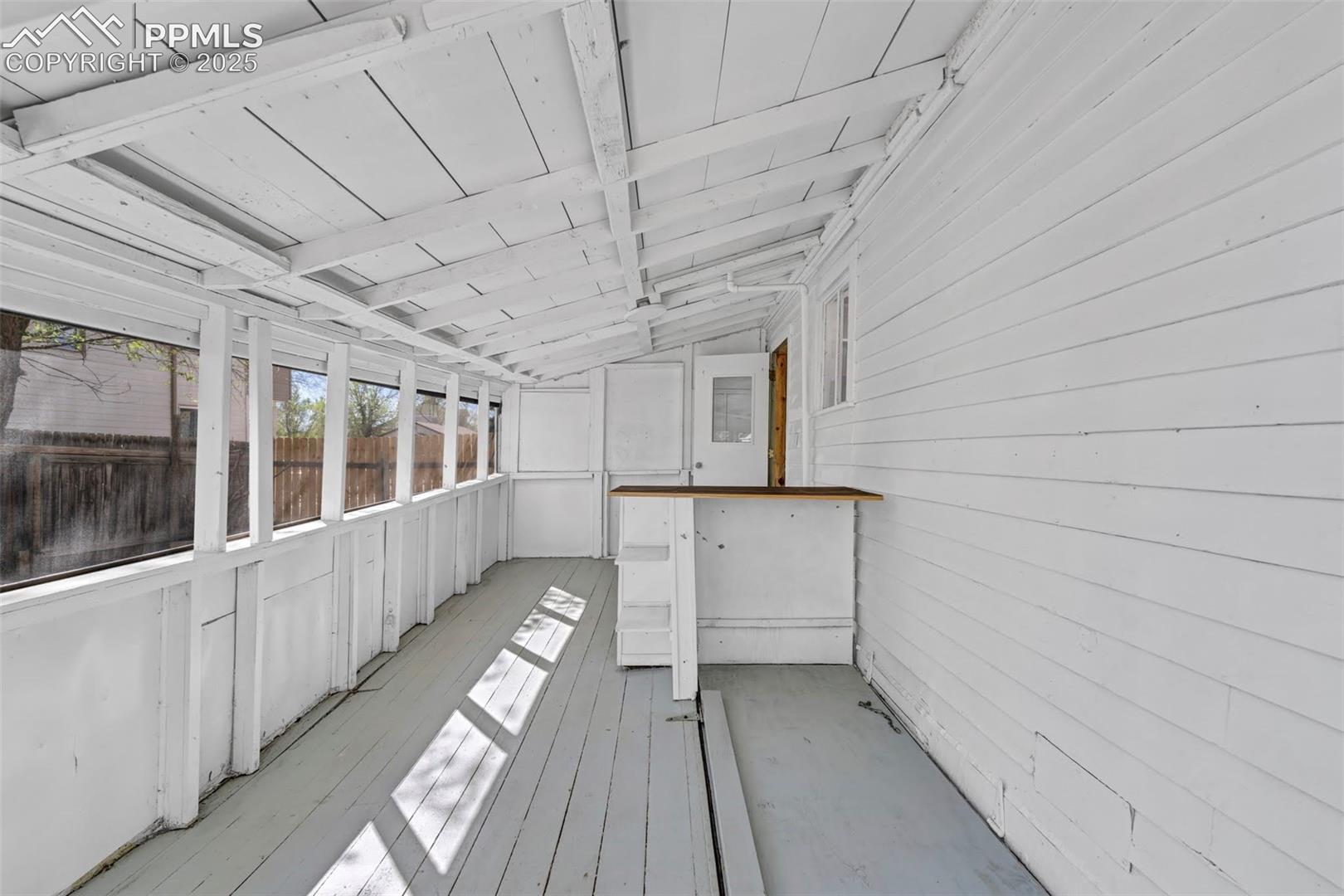 Screened Porch includes access to basement