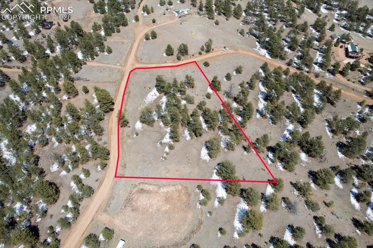 Property lines are approximate and not a survey 