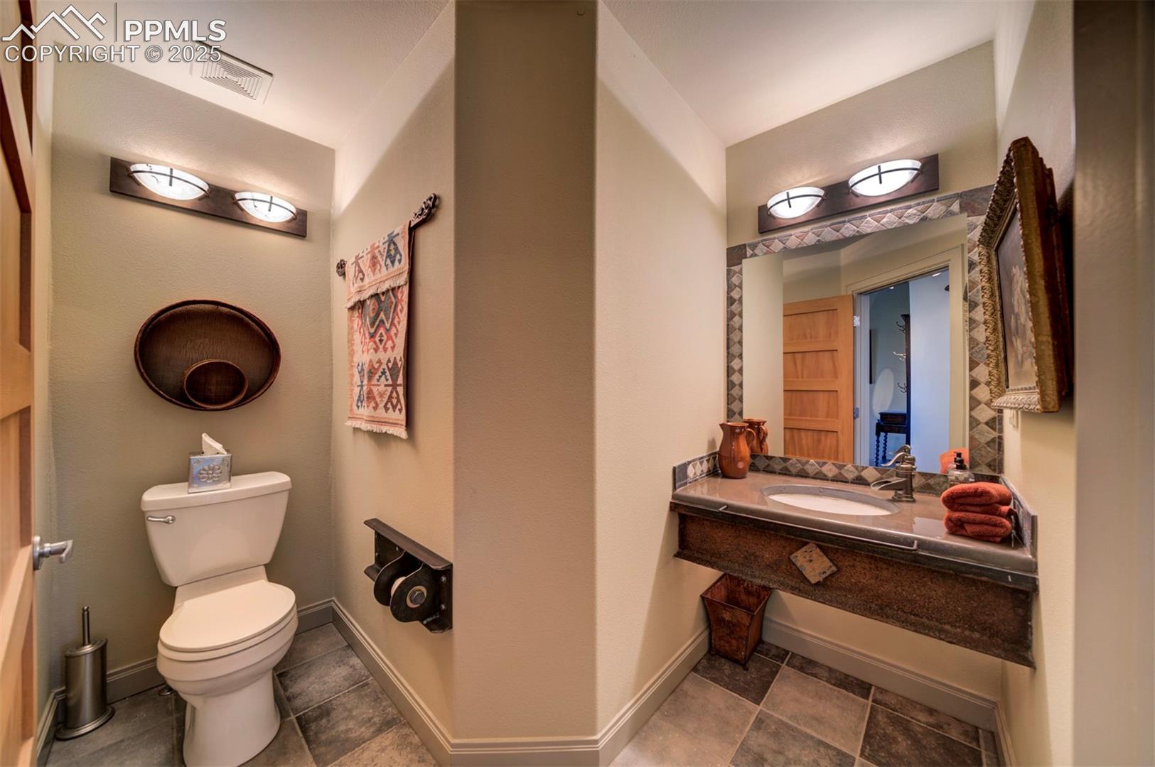 105 Aberdeen Bluff NA, Pueblo, CO 81004