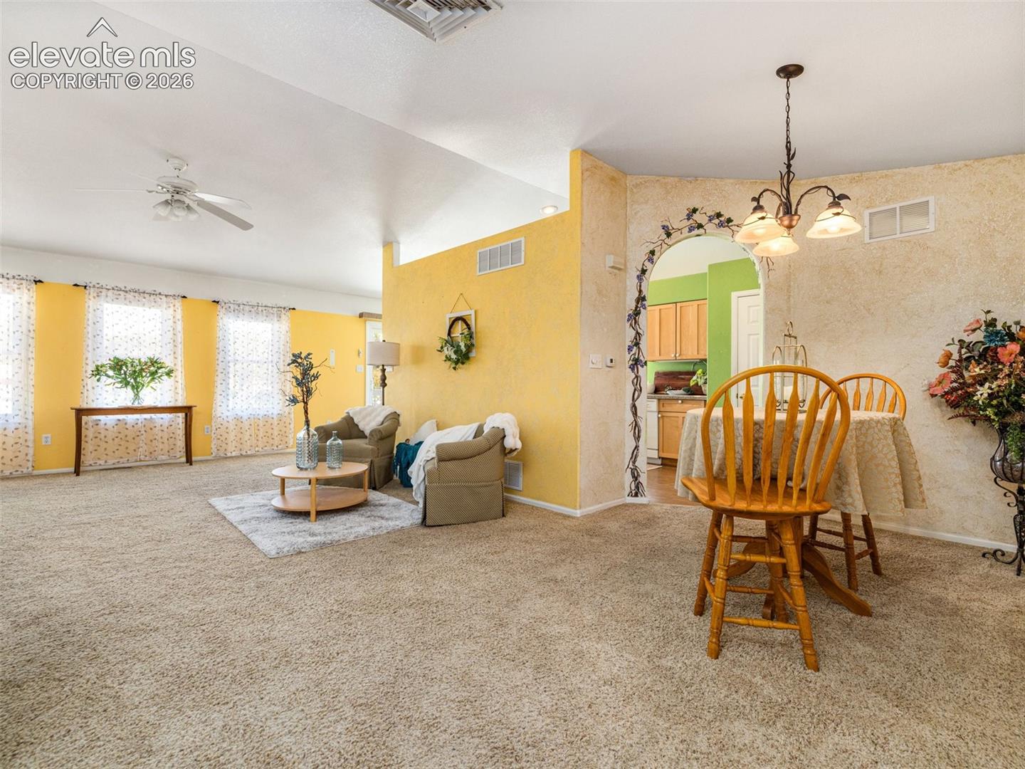 Photo 9 of 1600 Horseshoe Place, Pueblo