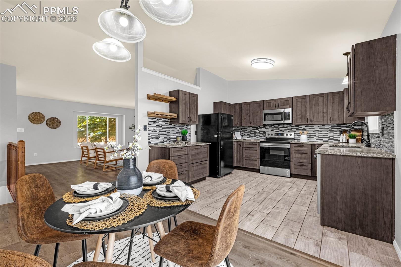 Photo 14 of 1565 Piros Drive, Colorado Springs