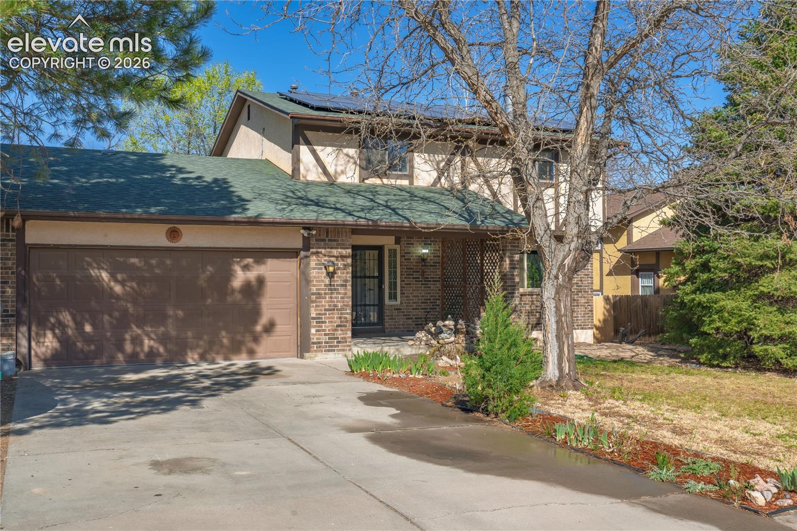 2 Bellflower Ct, Pueblo, CO 81001