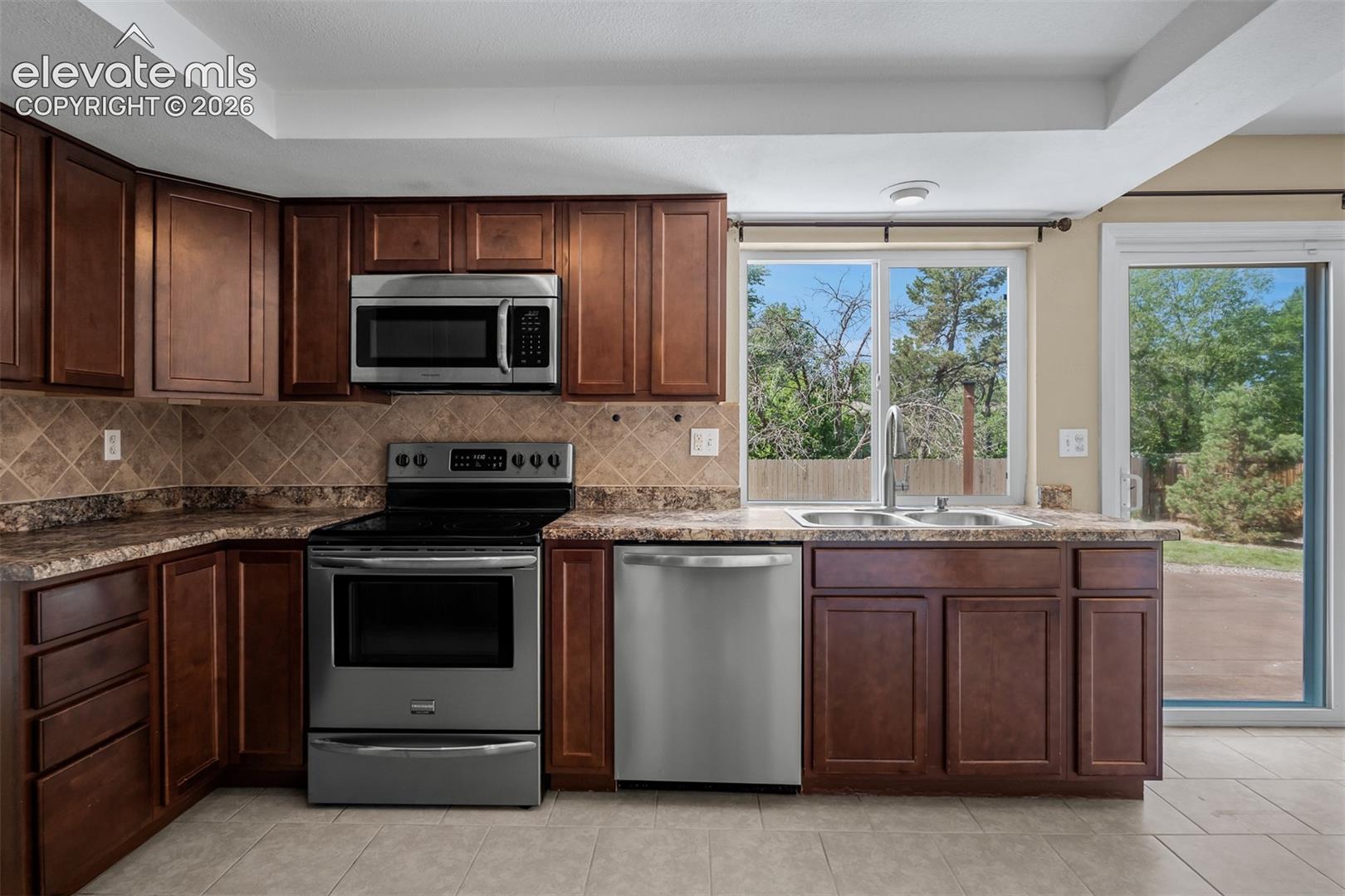 Photo 11 of 3823 Windsong Court, Colorado Springs