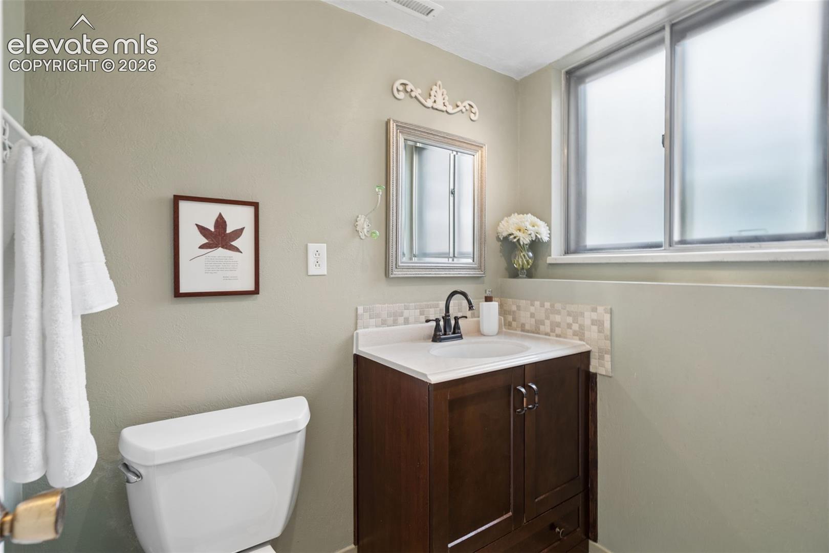 Lower level 3/4 bathroom