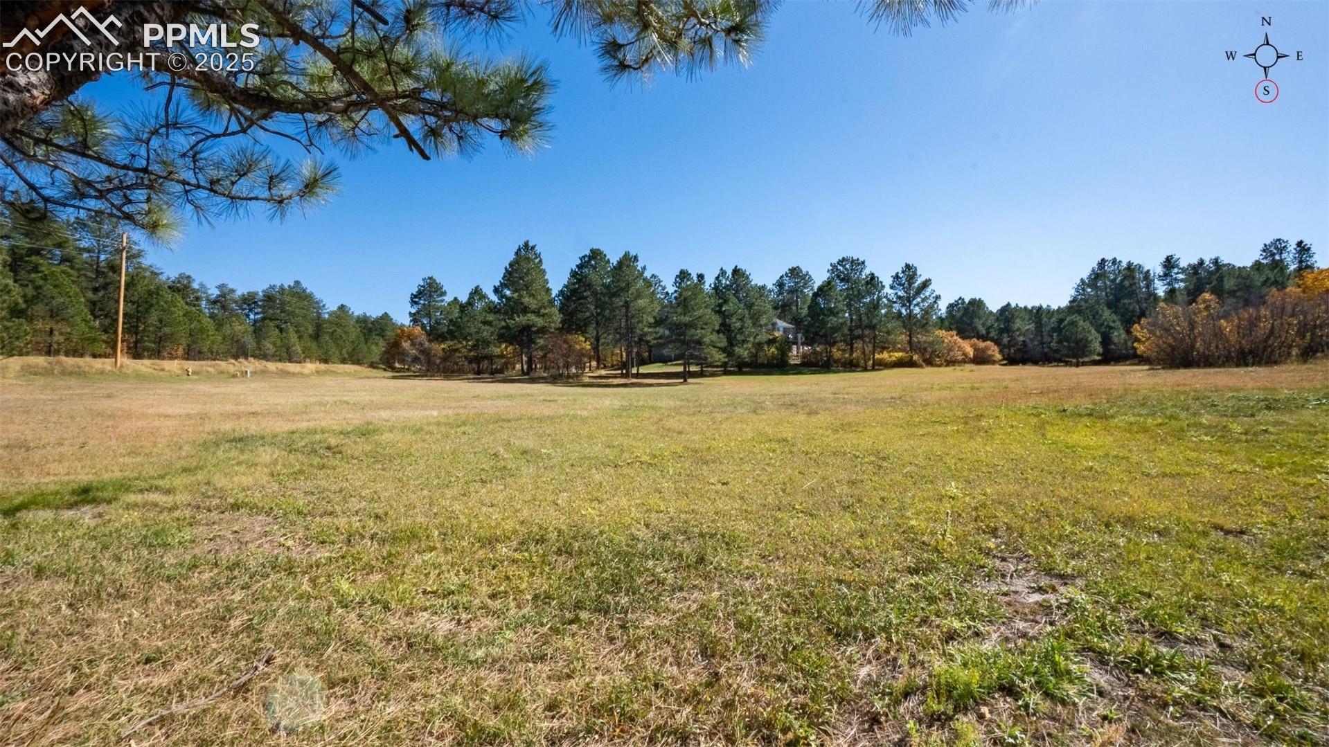 1600 Independence Dr, Larkspur, CO 80118