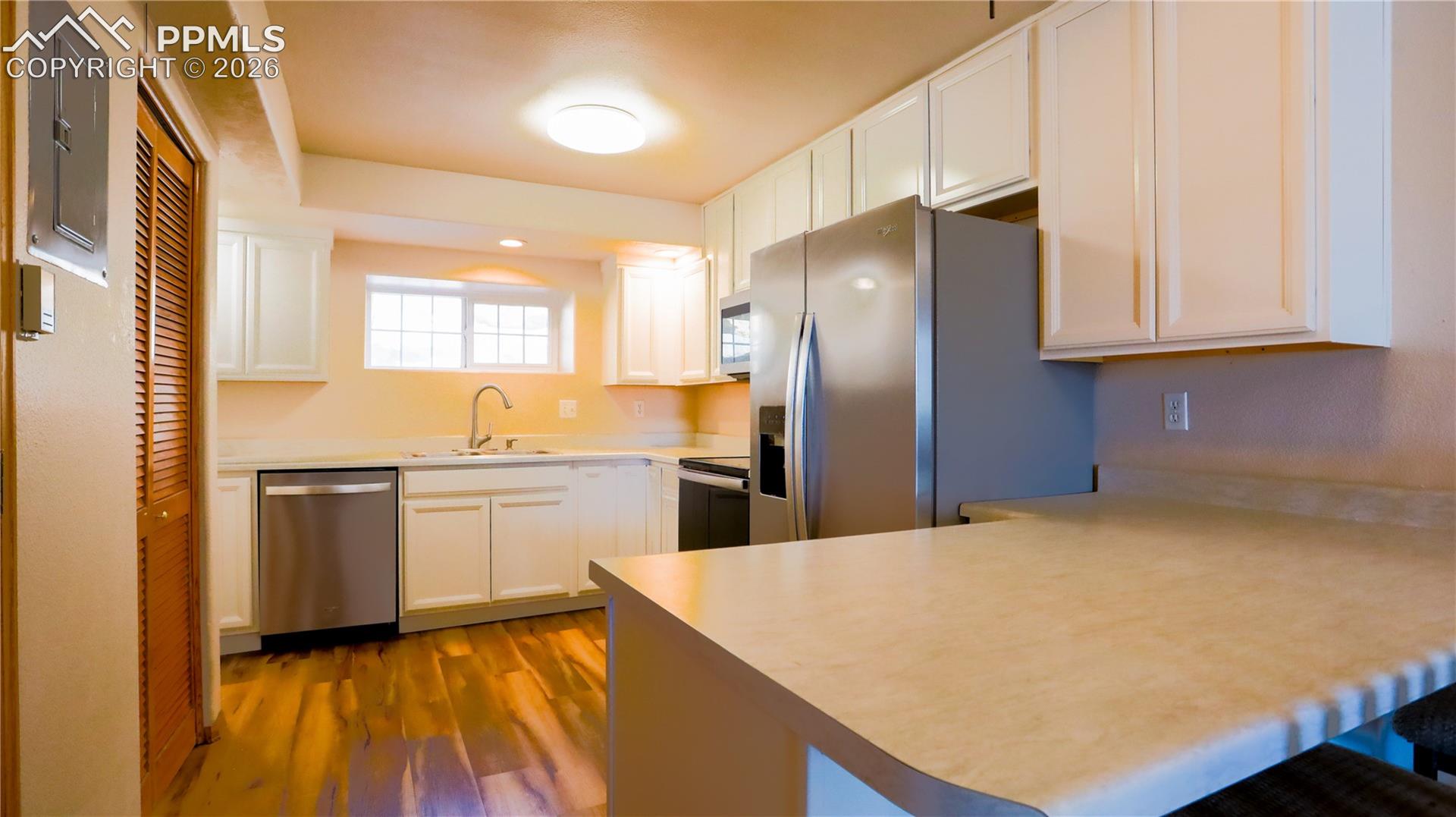 Photo 8 of 549 W Dale Street, Colorado Springs