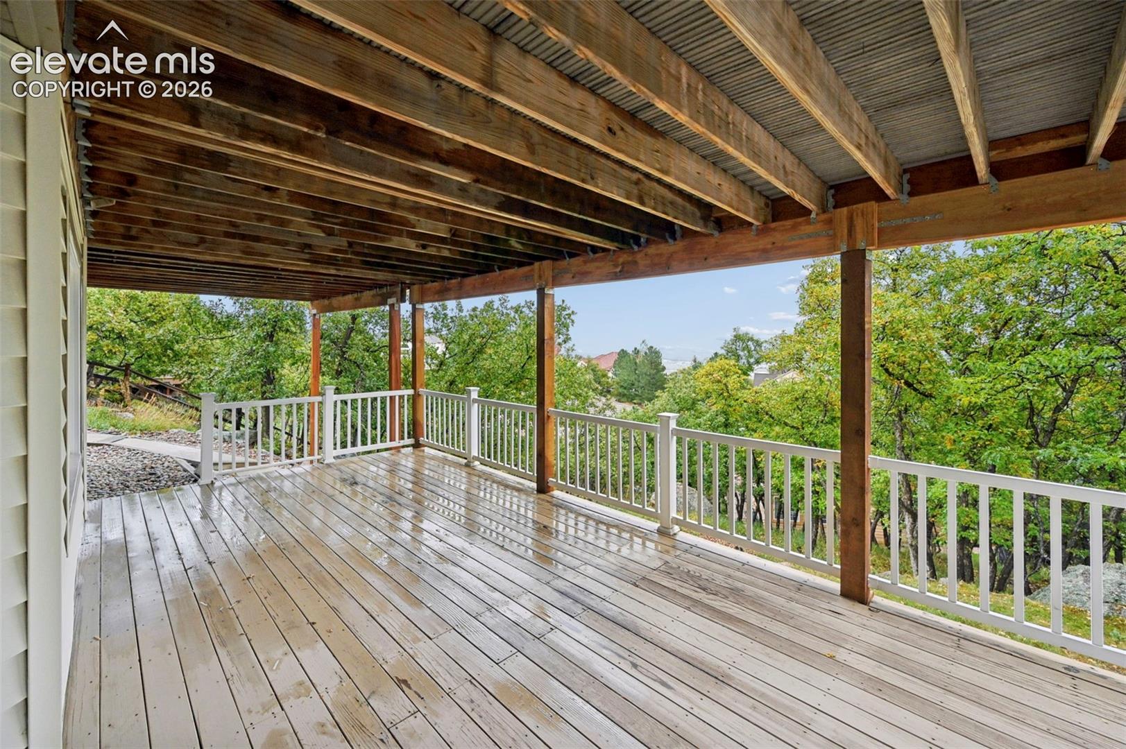 Lower deck 