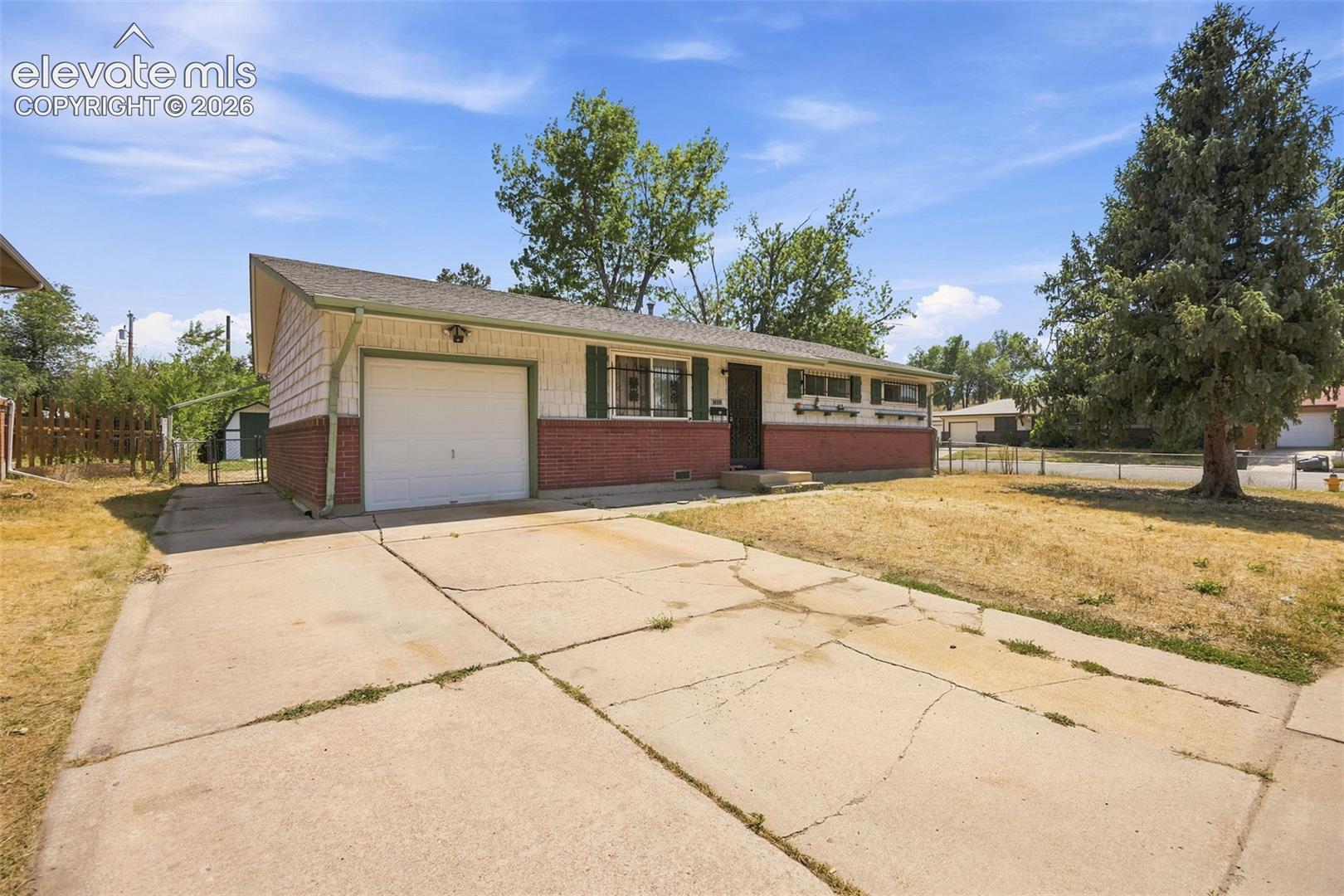 1235 Quivira Dr, Colorado Springs, CO 80910