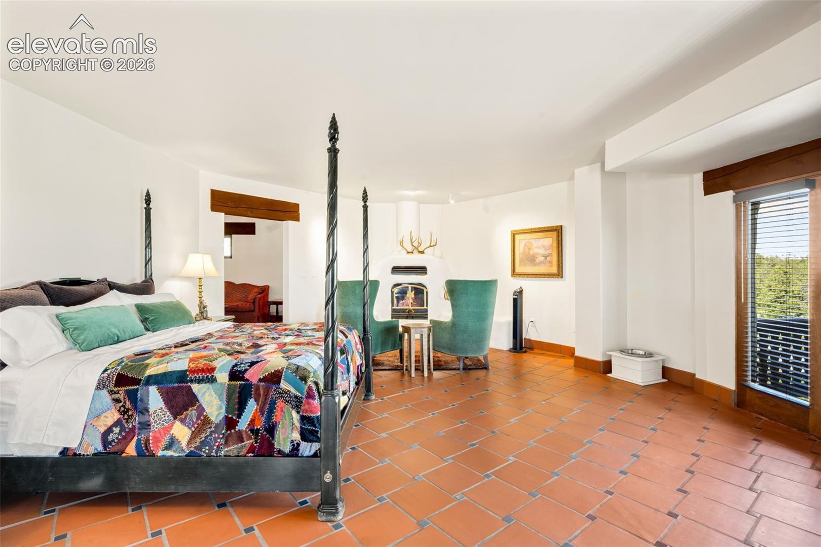 Upper Bedroom with Kitchenette