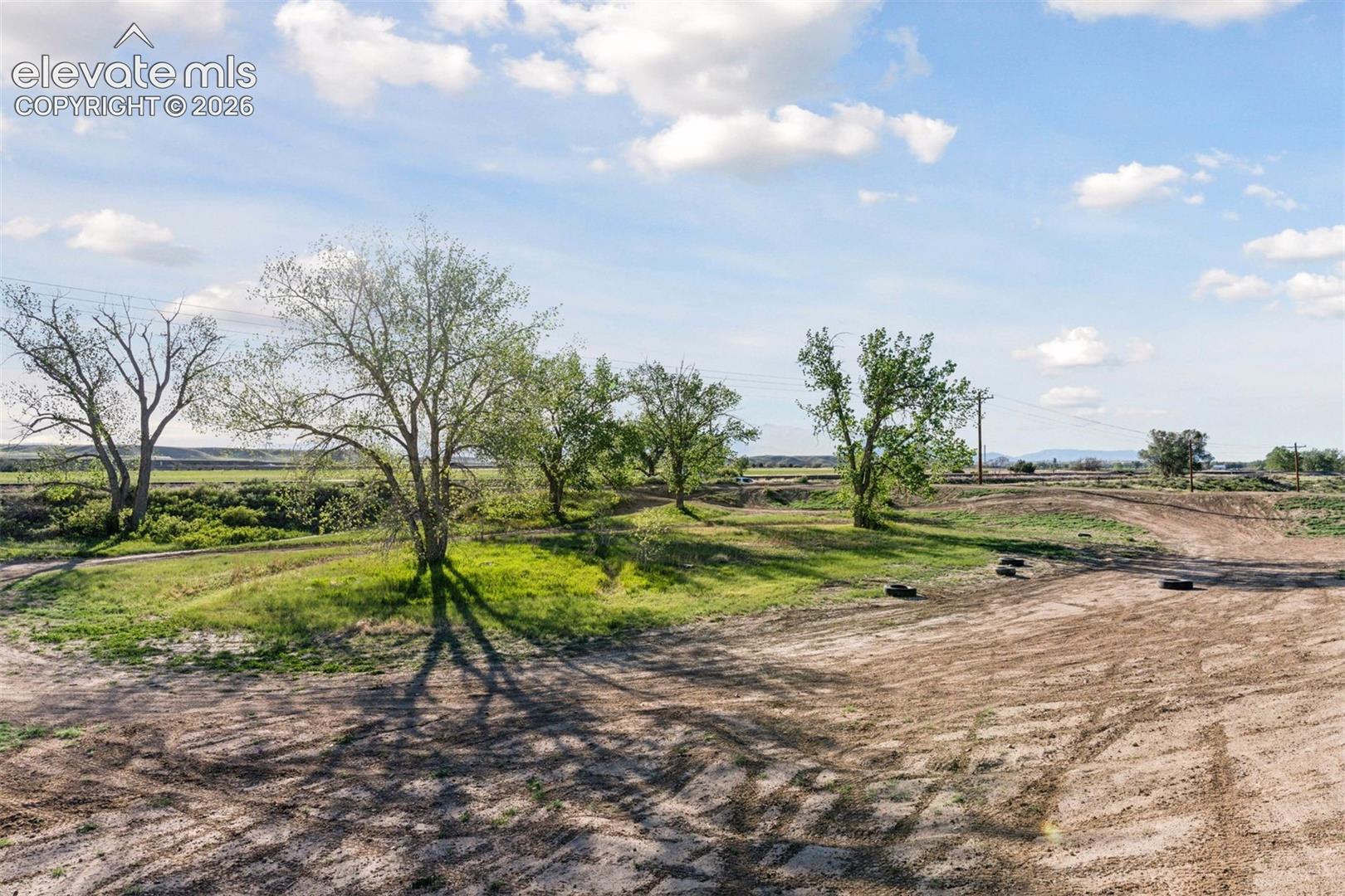 Trailhead & Recreational Riding Area