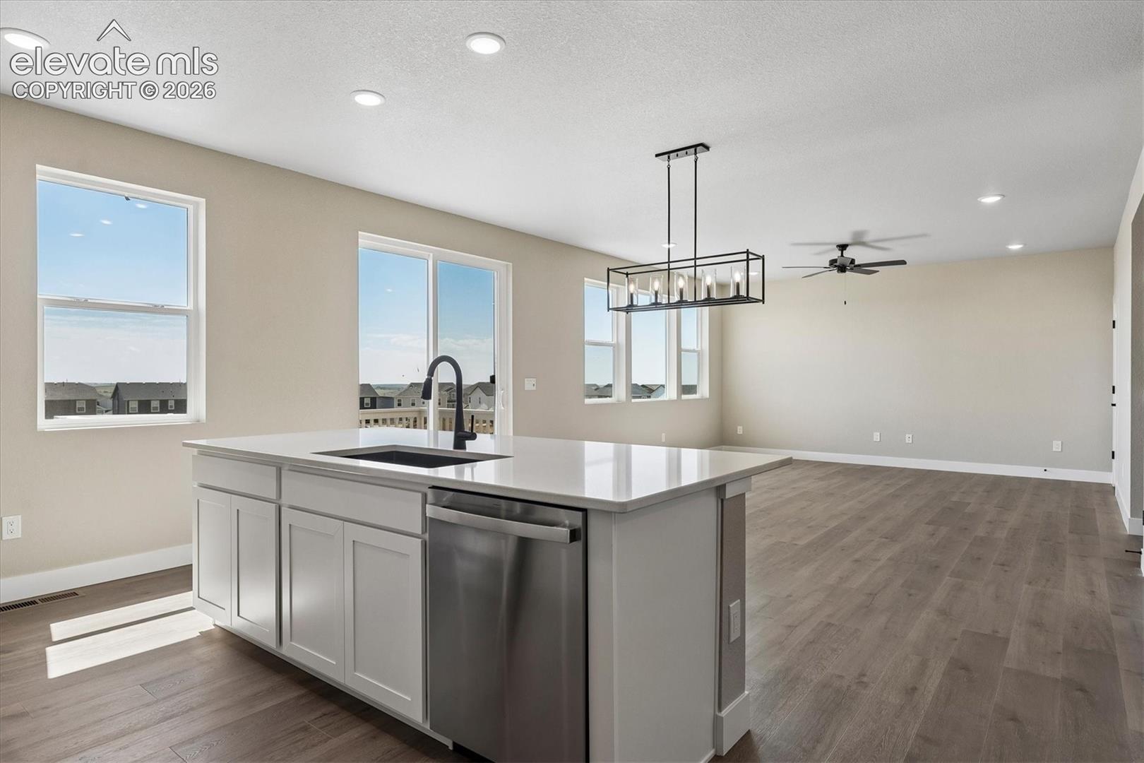 Photo 8 of 5343 Sidewinder Drive, Colorado Springs