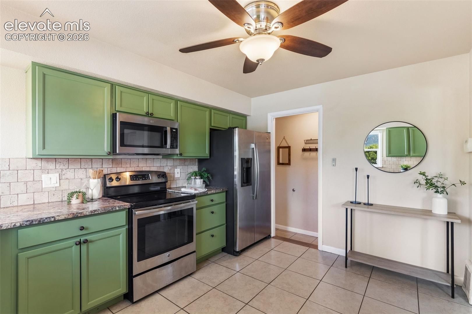 Photo 10 of 2206 W Uintah Street, Colorado Springs