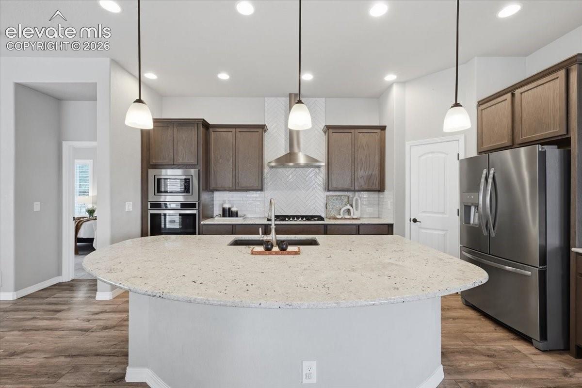 Large island and walk in pantry!