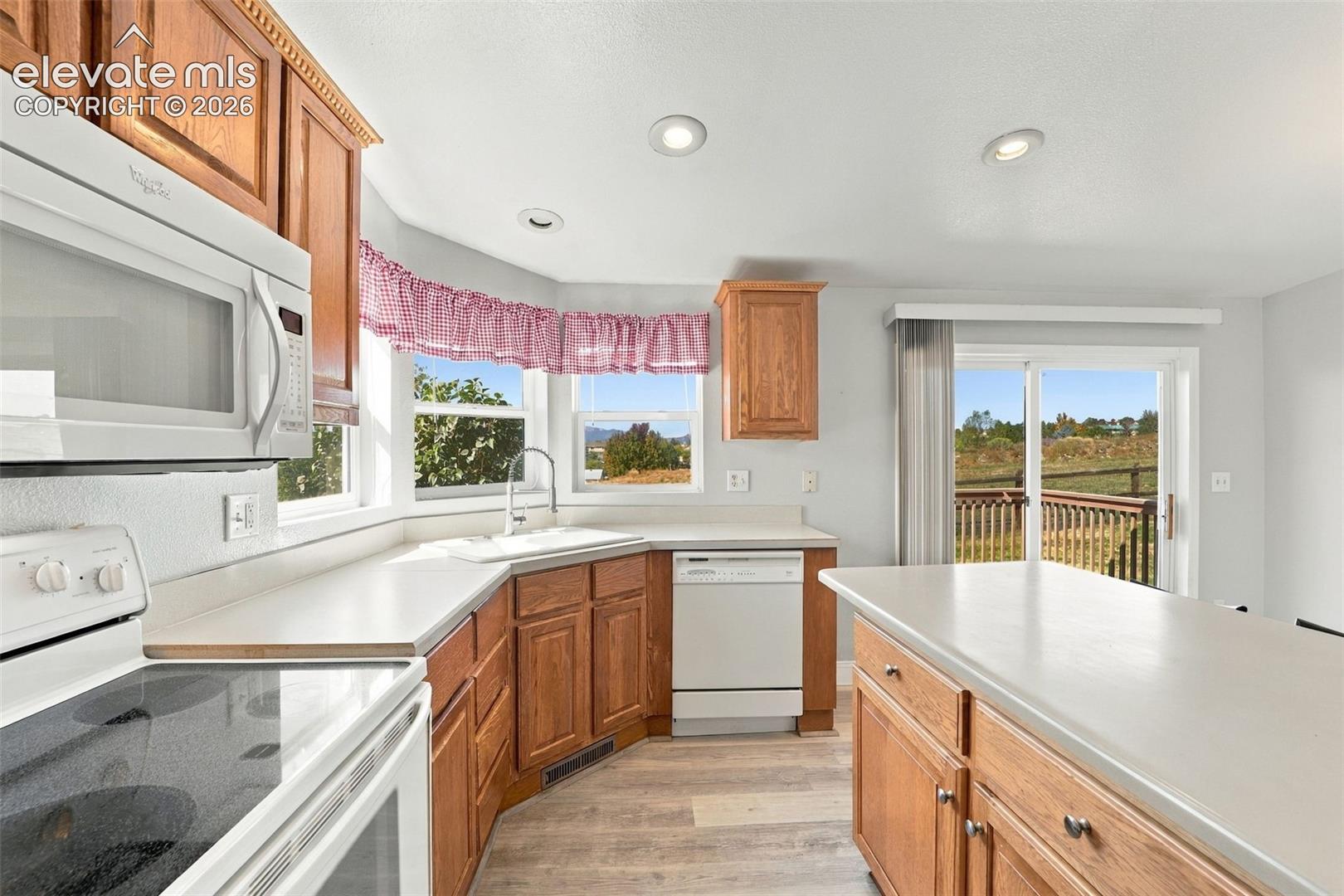 Photo 9 of 7695 Whiptail Point, Colorado Springs