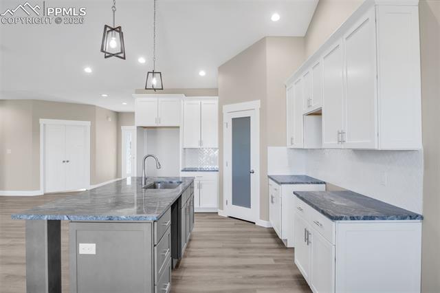 Photo 13 of 866 E Snyder Drive, Pueblo West