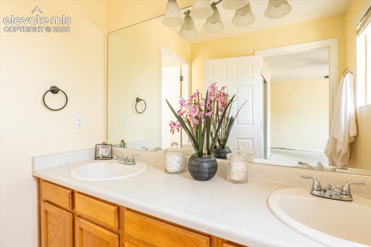 Double vanity