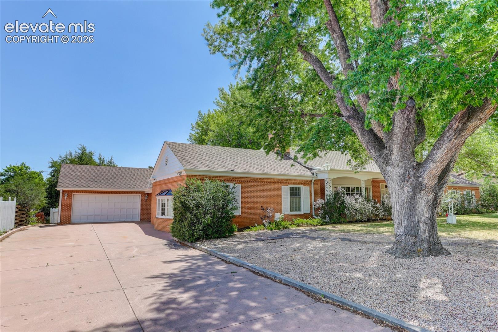 5 El Encanto Dr, Colorado Springs, CO 80906