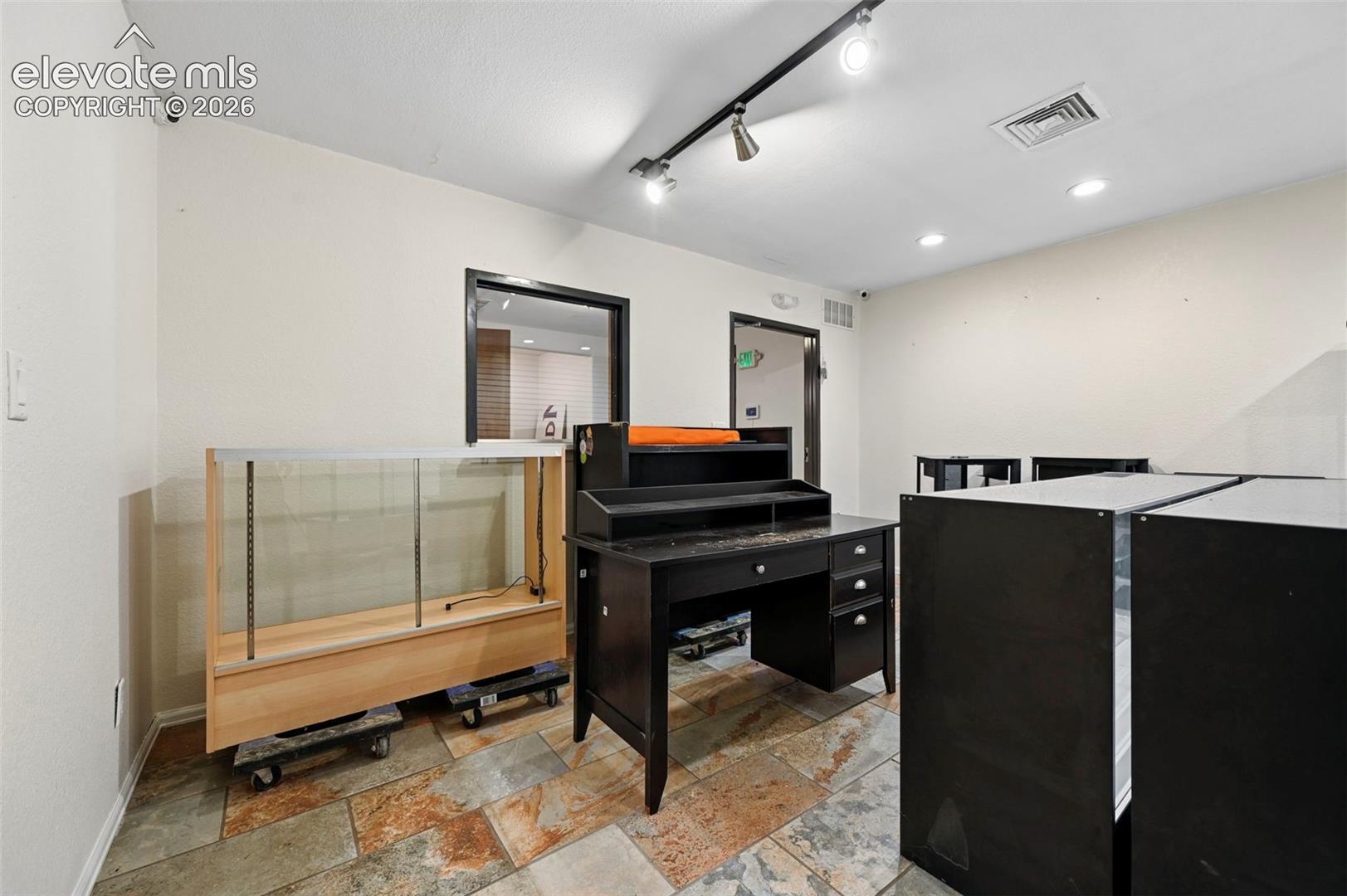 Photo 6 of 319 Bonfoy Avenue, Colorado Springs