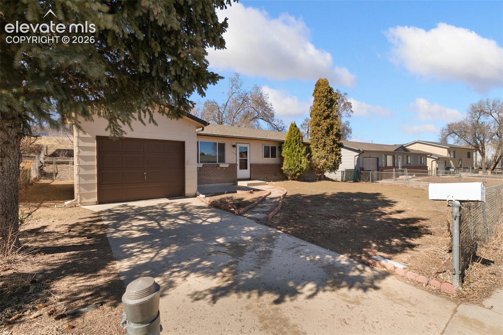 1512 Willshire Dr, Colorado Springs, CO 80906