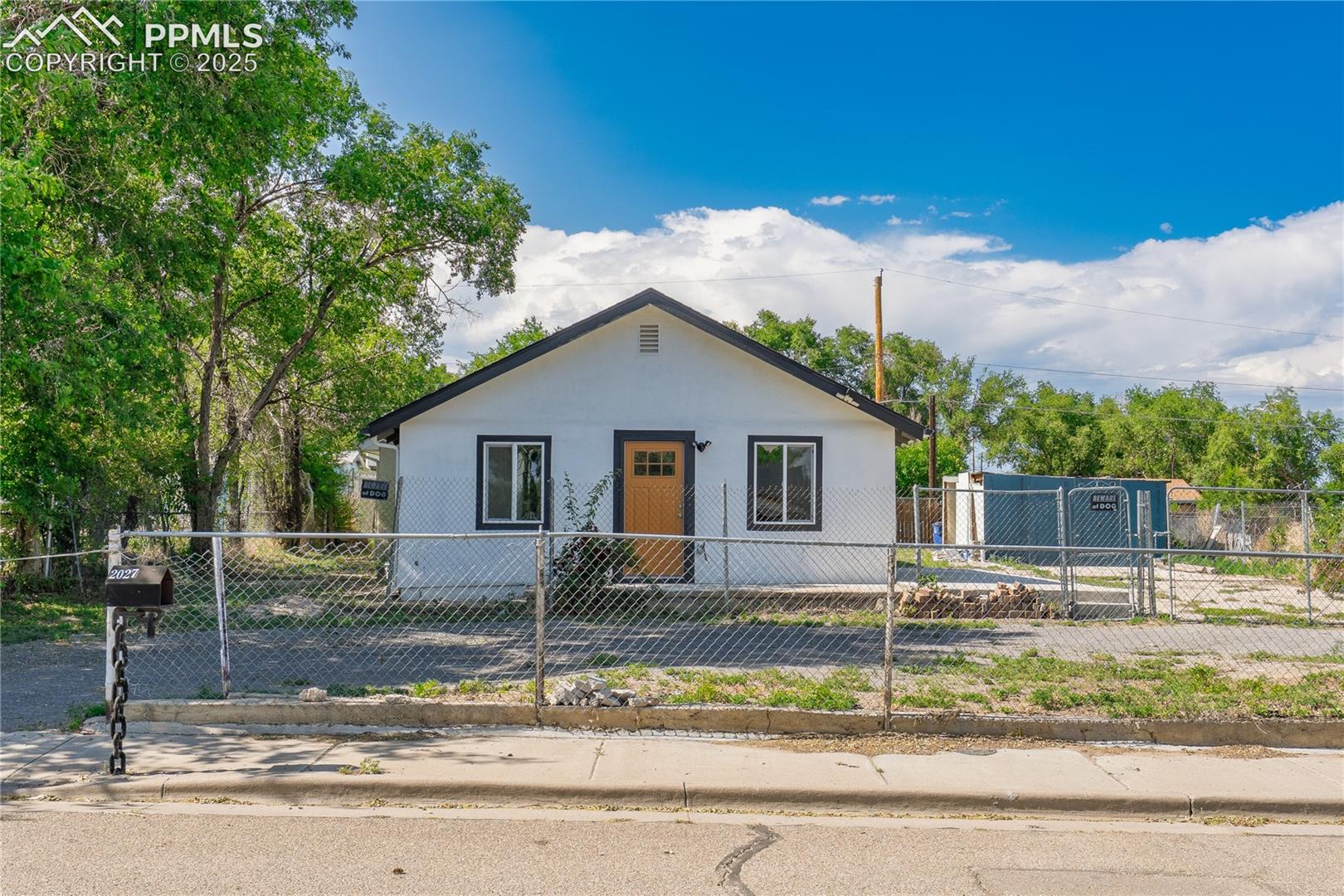 2027 E 14th St, Pueblo, CO 81001