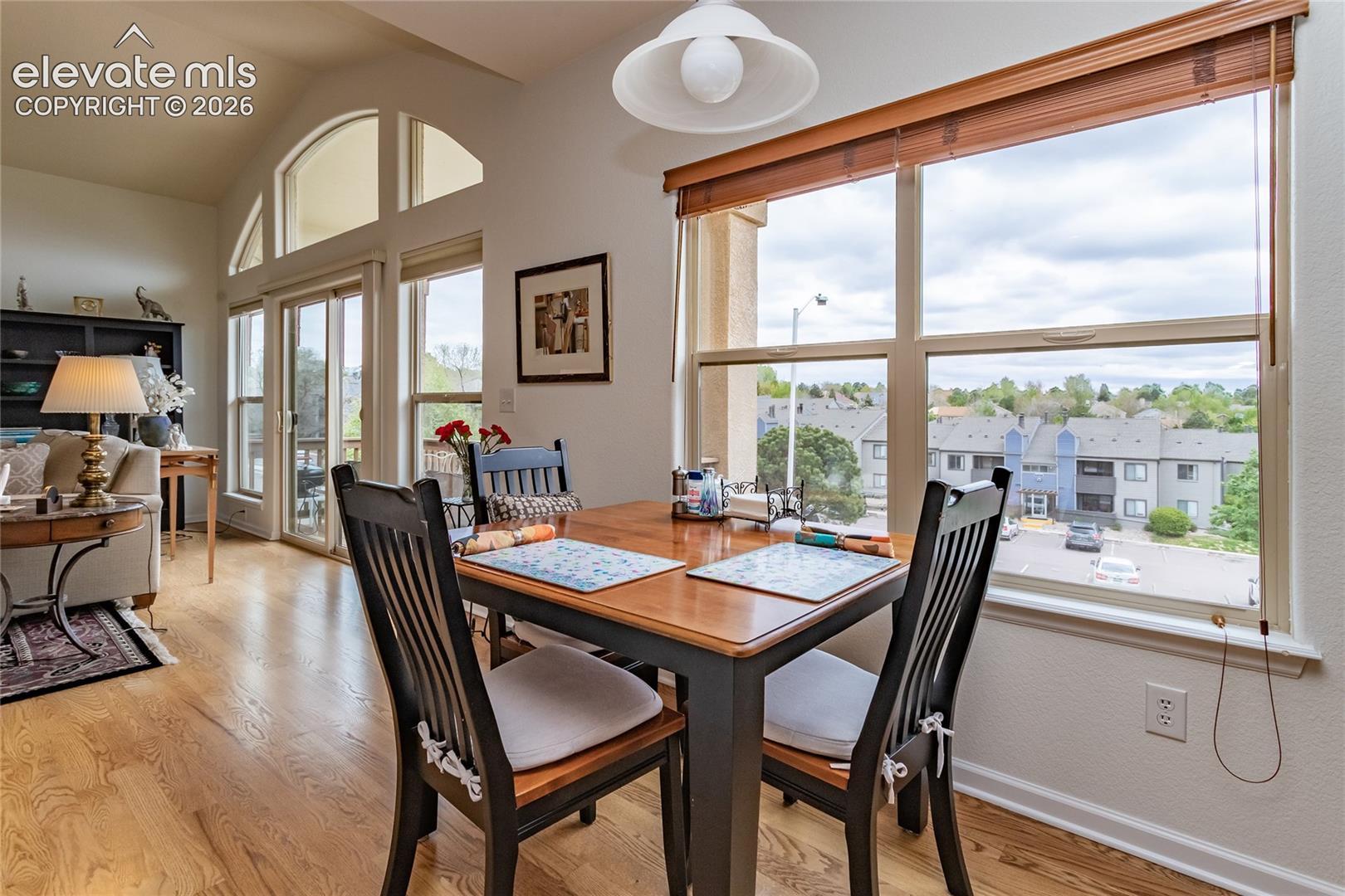 A perfect spot for breakfast, coffee or a casual meal.