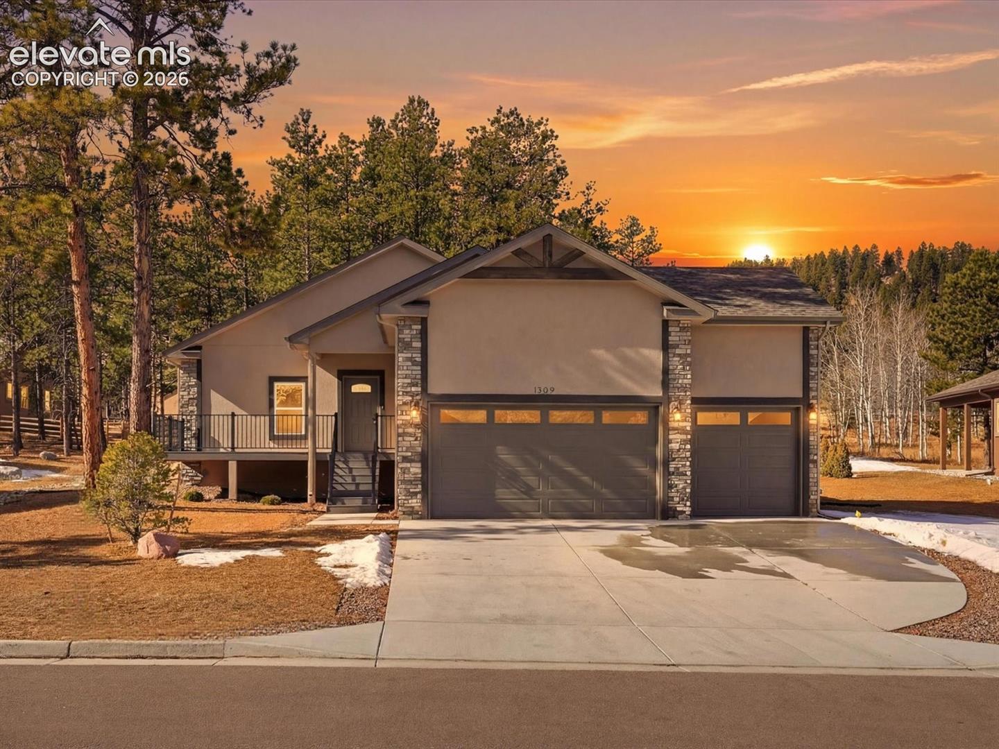 1309 Stone Ridge Dr, Woodland Park, CO 80863