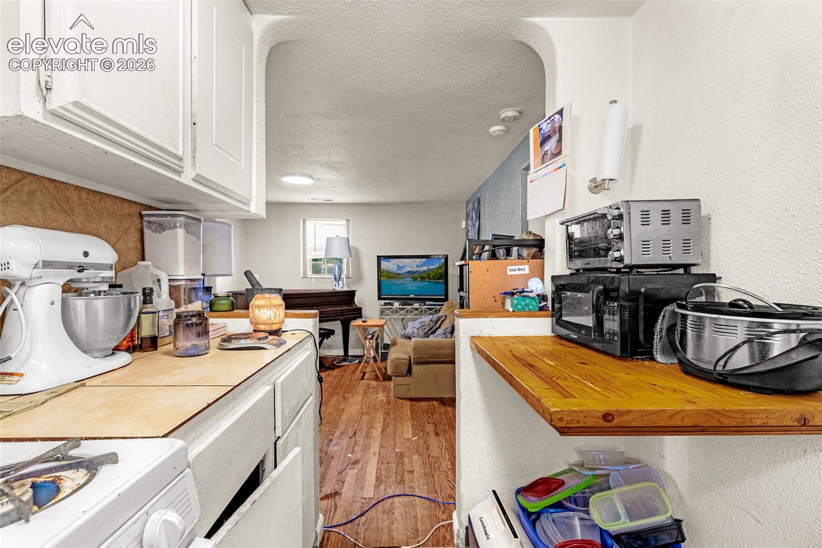Photo 9 of 526 Bonfoy Avenue, Colorado Springs