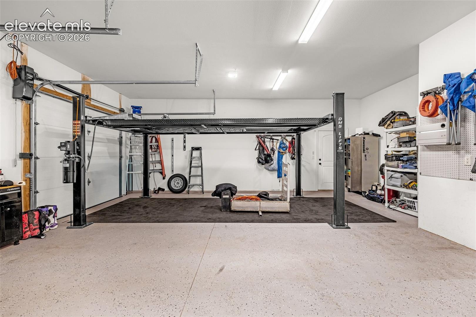 Attached Garage