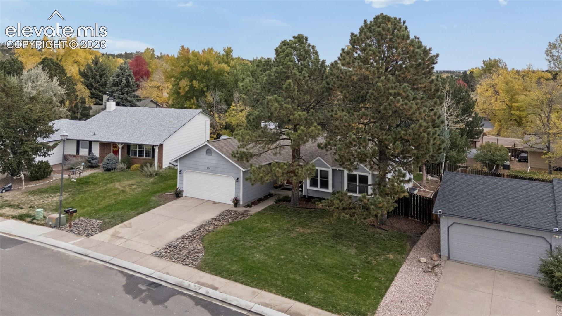 nothing better than sidewalks and tree-lined streets to get out and meet your neighbors