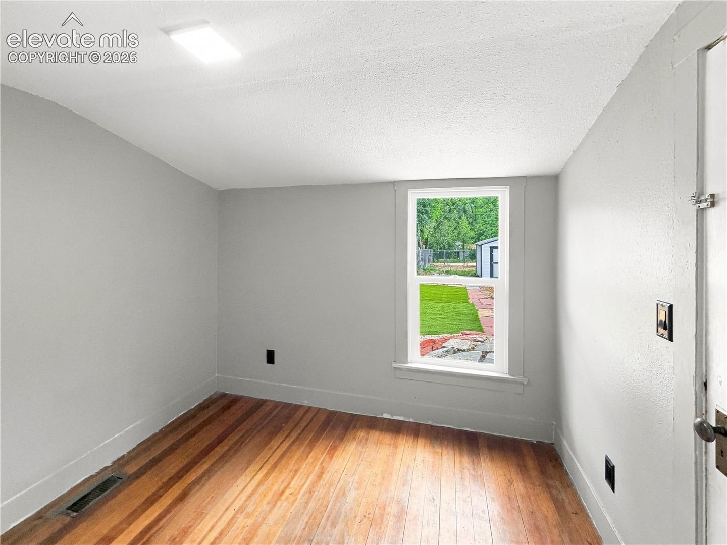 Photo 15 of 631 E Willamette Avenue, Colorado Springs